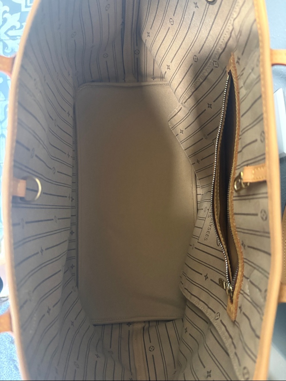 Louis Vuitton Neverfull GM - Picture 2 of 10